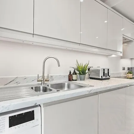 아파트 Penthouse 2bed 2bath Arena 리즈