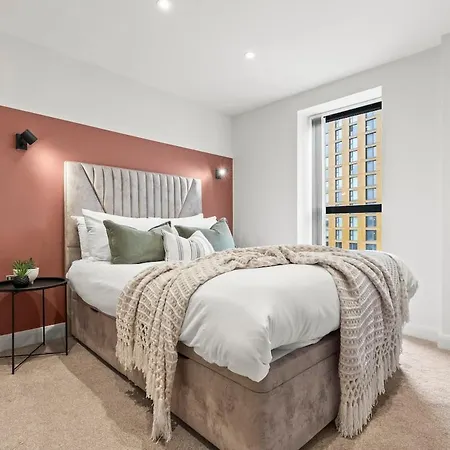 Penthouse 2bed 2bath Arena 아파트 리즈